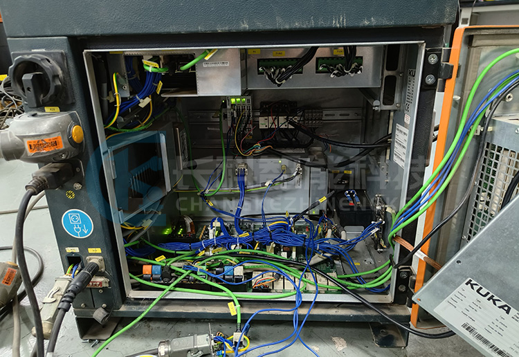 KUKA庫卡機(jī)器人KR C4 smallsize控制柜維修 KUKA庫卡機(jī)器人KR C4 smallsize控制柜維修